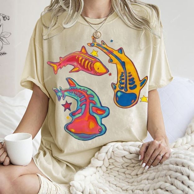 Unisex Colorful Cartoon Fish Printed Washed Tee
