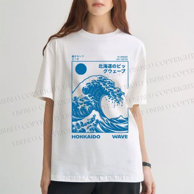 Unisex Japanese Art Wave Classic Cotton T-shirt