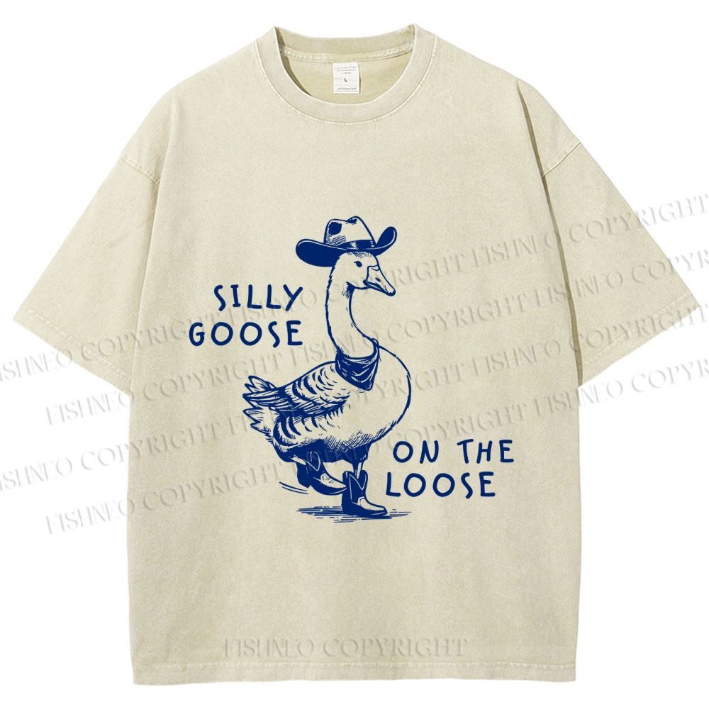 Unisex Vintage Silly Goose On The Loose Printed Washed Te