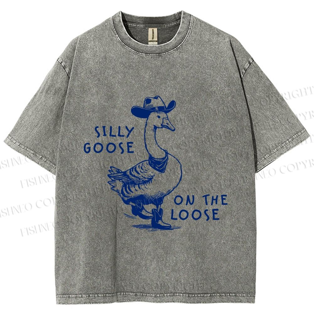 Unisex Vintage Silly Goose On The Loose Printed Washed Te