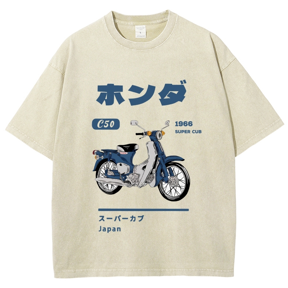 Honda C50 Super Cub Motorcycle Vintage Wash Japanese Design T-Shirt