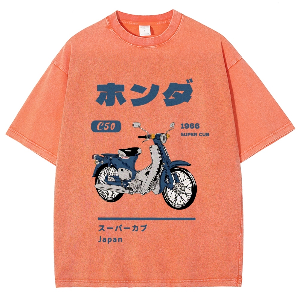 Honda C50 Super Cub Motorcycle Vintage Wash Japanese Design T-Shirt
