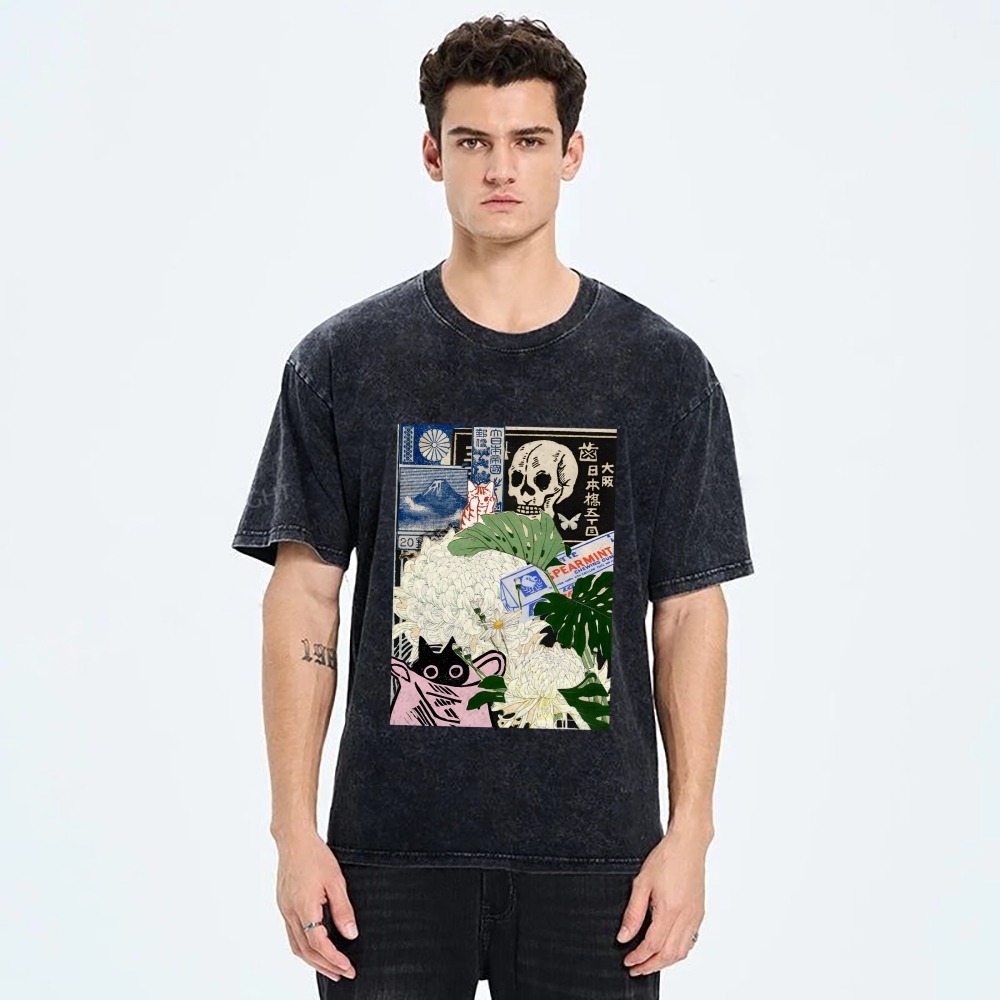 Chrysanthemum Japanese cat Washed T-Shirt