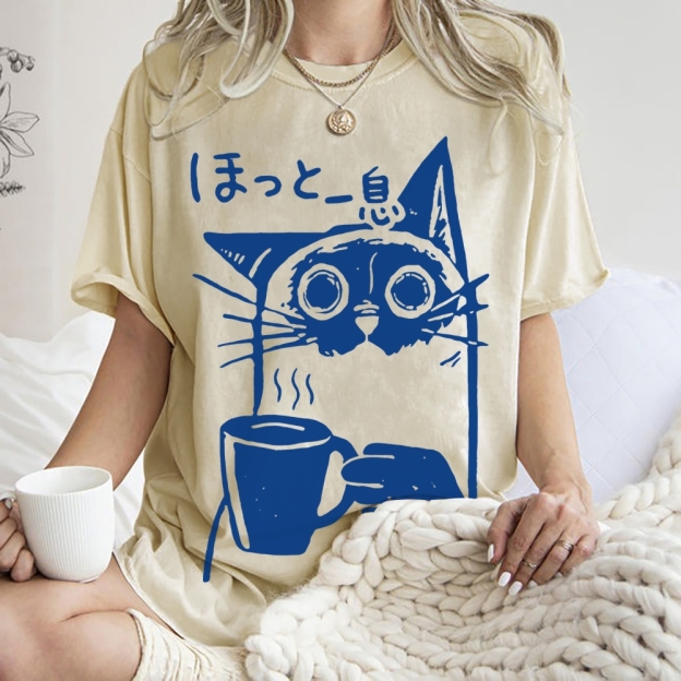 Resting Cat Vintage Washed T-shirt