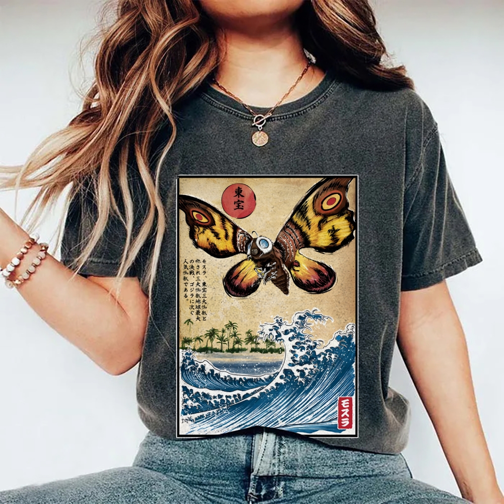 Giant Moth in Japan Vintage Washed T-shirt