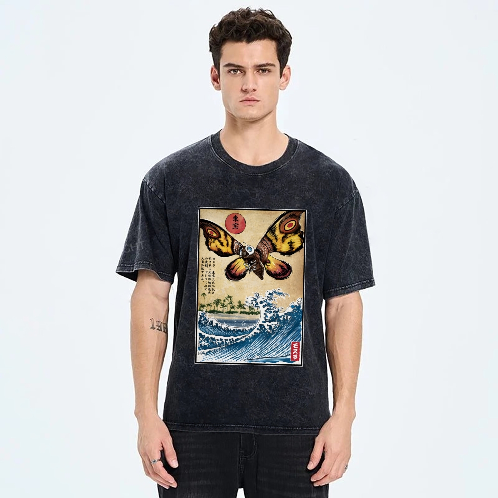 Giant Moth in Japan Vintage Washed T-shirt