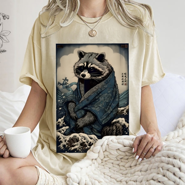 Raccoon and Waves - Traditional Japanese Ukiyoe Painting Vintage Washed T-shirt
