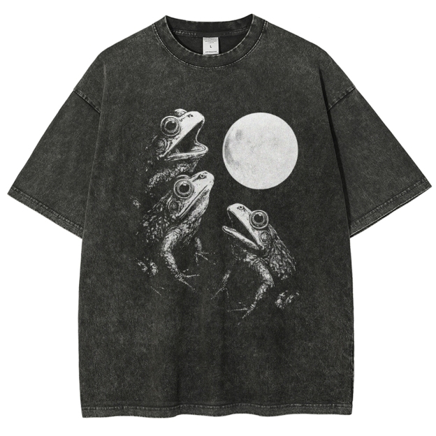 Frogs Howling To Moon Vintage Washed T-shirt