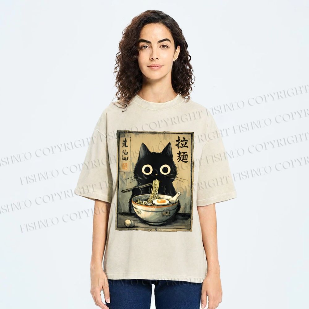 Unisex Cat Eating Ramen Printed Washed Tee