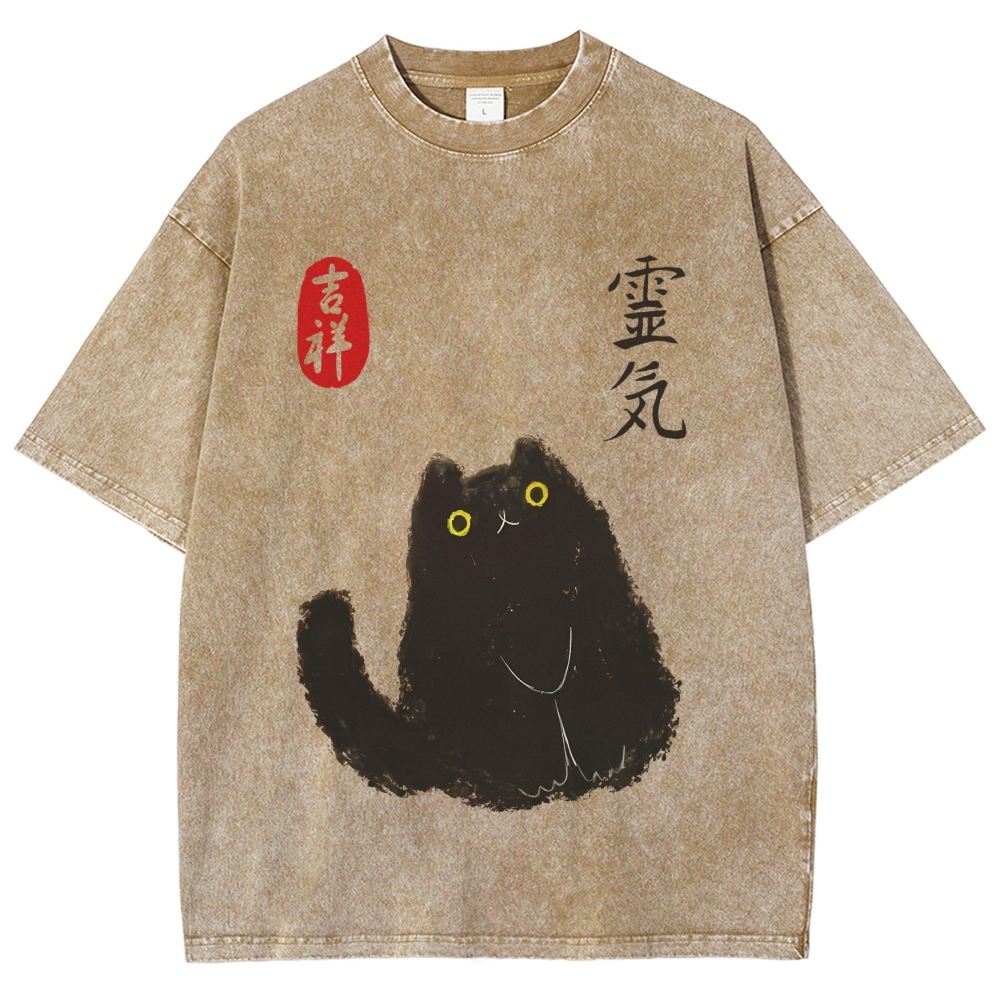 Lucky Cat Black Cat Vintage Wash Japanese Design T-Shirt