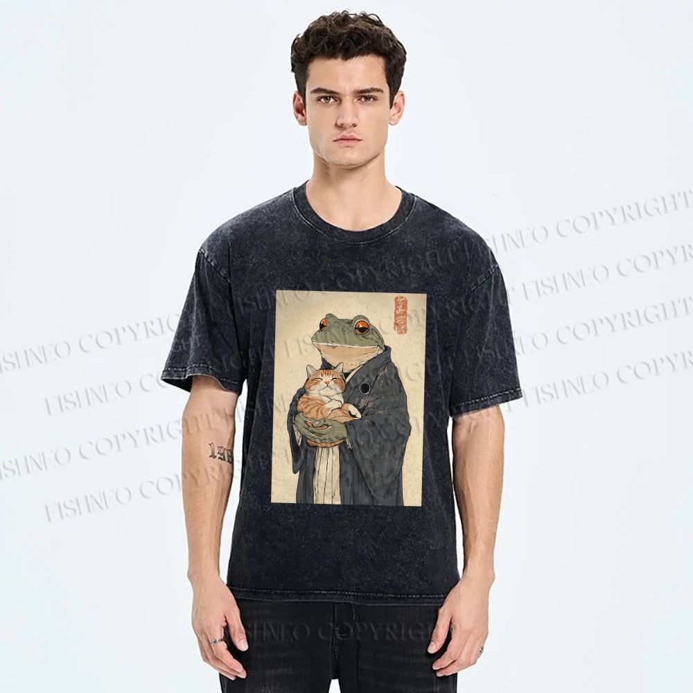Unisex Frog Hugging Cat Printed Washed Tee
