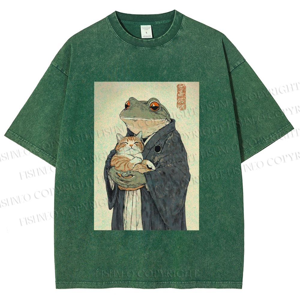 Unisex Frog Hugging Cat Printed Washed Tee