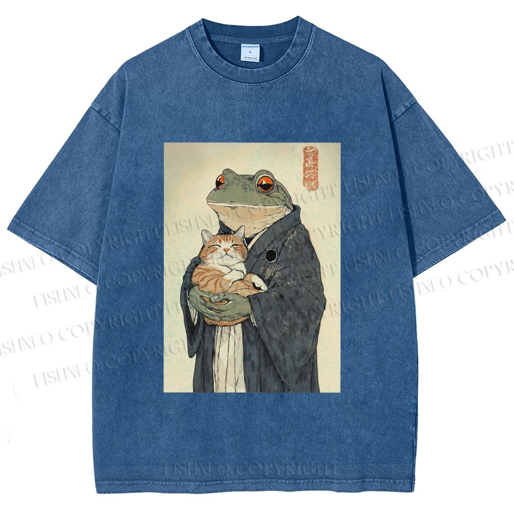 Unisex Frog Hugging Cat Printed Washed Tee
