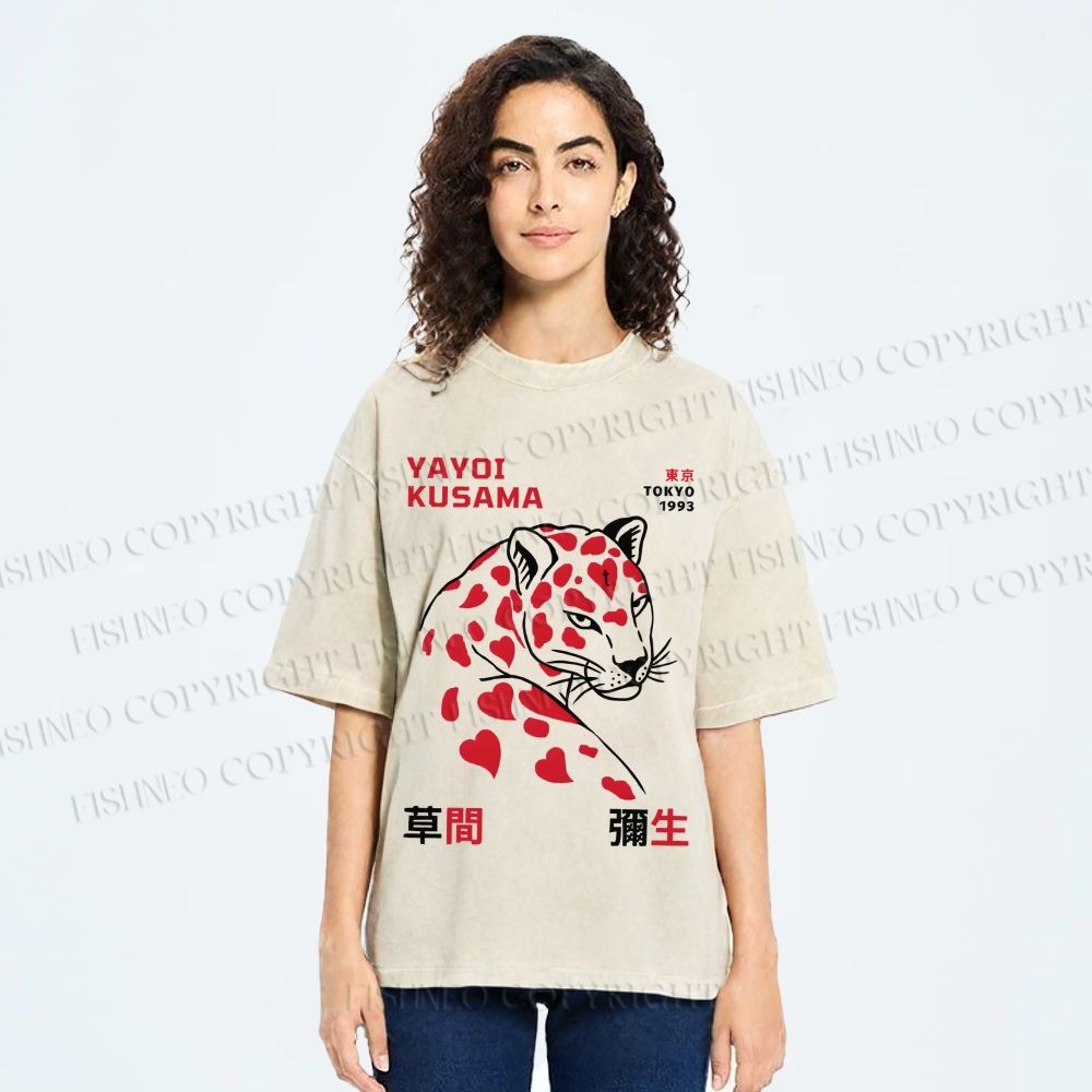 Unisex Yayoi Kusama Panther With Hearts Printed Washed Tee