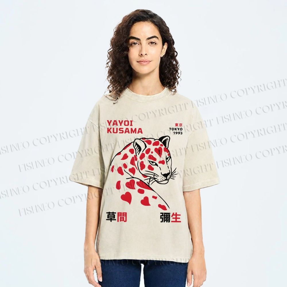 Unisex Yayoi Kusama Panther With Hearts Printed Washed Tee