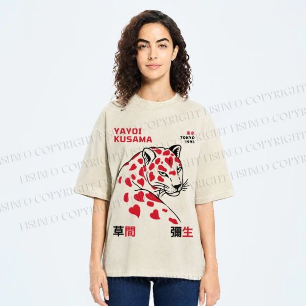 Unisex Yayoi Kusama Panther With Hearts Printed Washed Tee