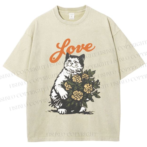 Unisex Vintage Cat Holding Flowers Printed Washed Tee