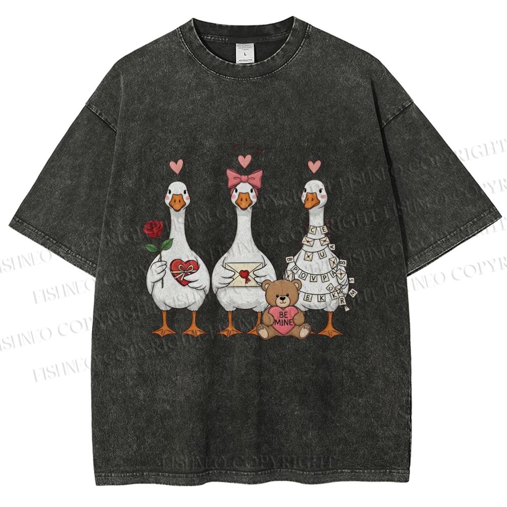 Unisex Love Of Goose Printed Washed Tee