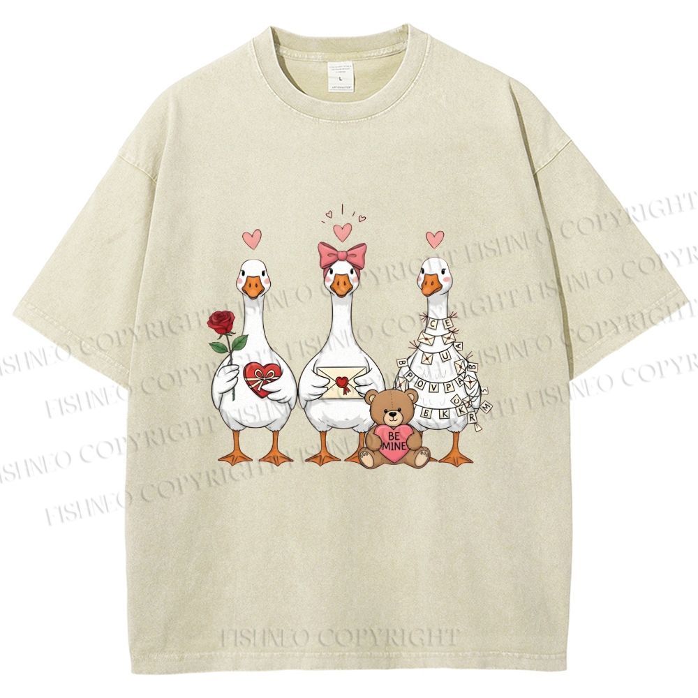 Unisex Love Of Goose Printed Washed Tee
