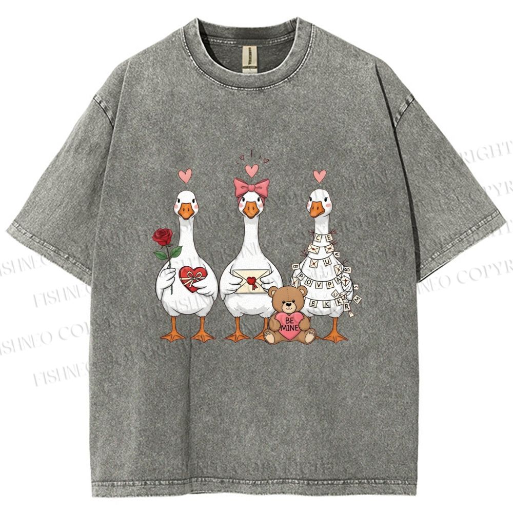 Unisex Love Of Goose Printed Washed Tee