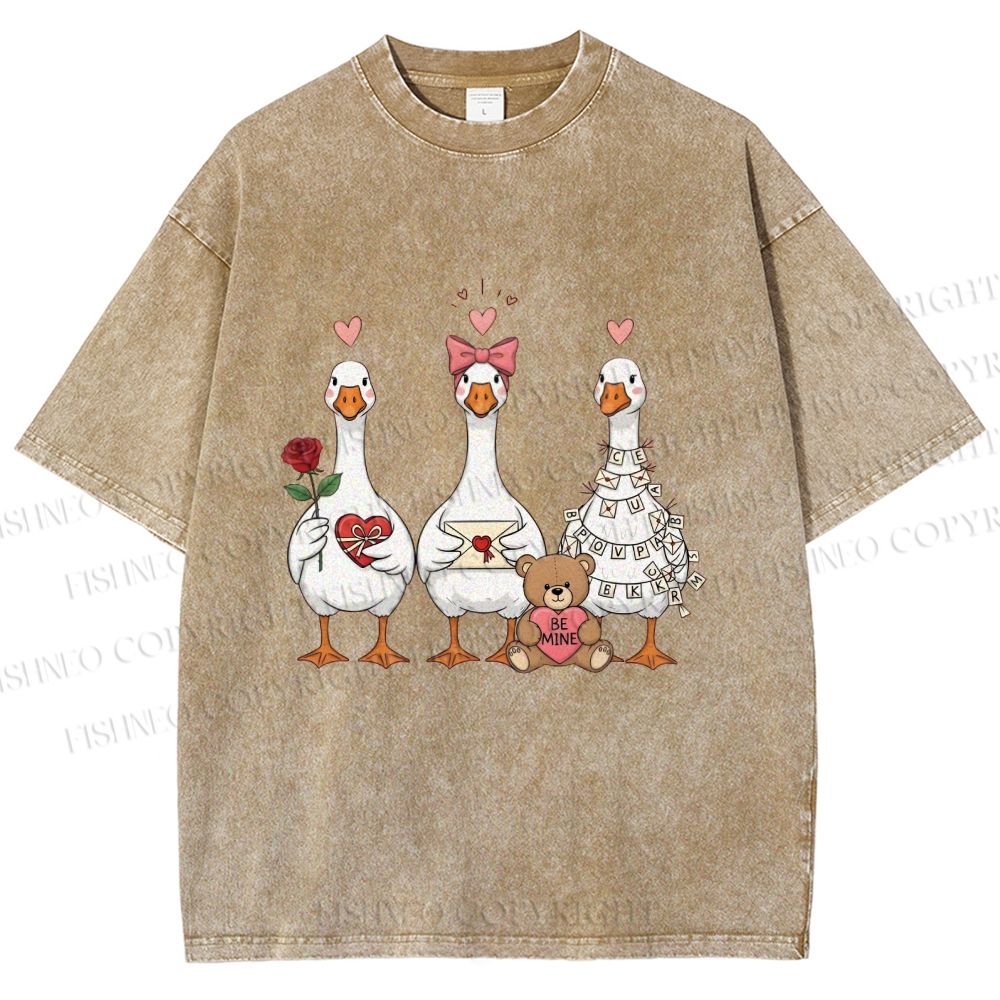 Unisex Love Of Goose Printed Washed Tee