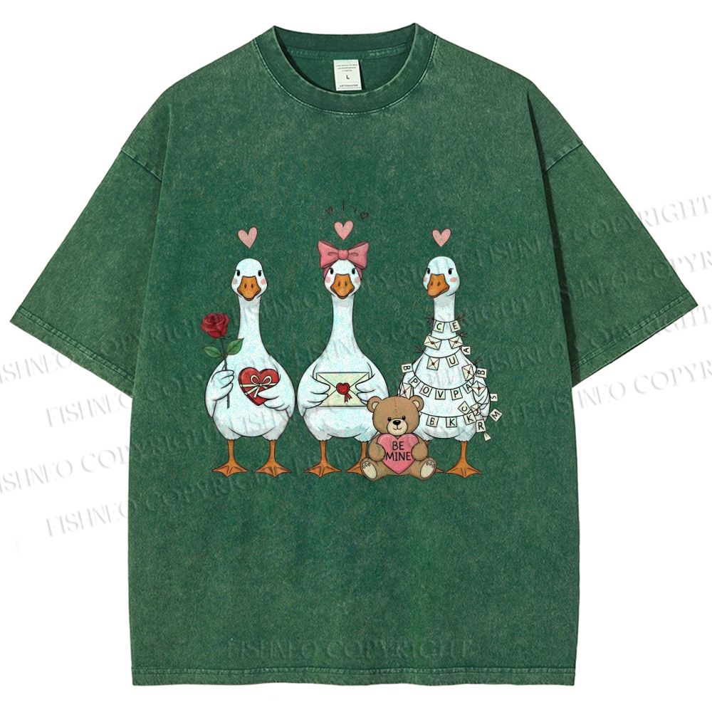 Unisex Love Of Goose Printed Washed Tee