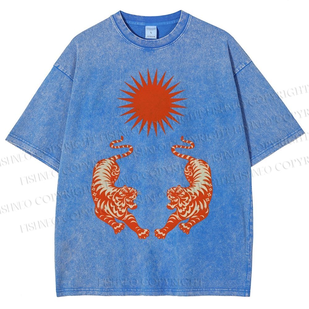 Unisex Japanese Style Vintage Tiger Printed Washed Tee
