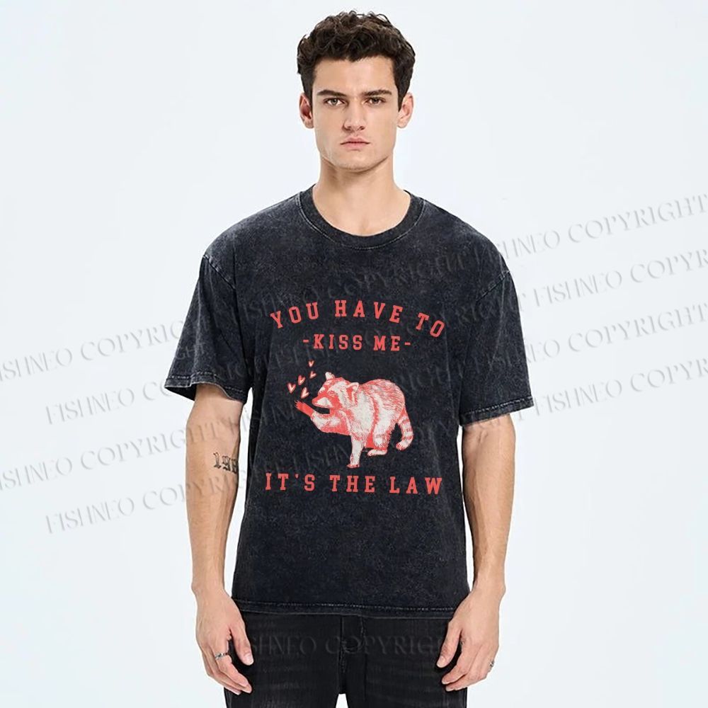 Unisex Kiss Me It’s The Law Printed Washed Tee