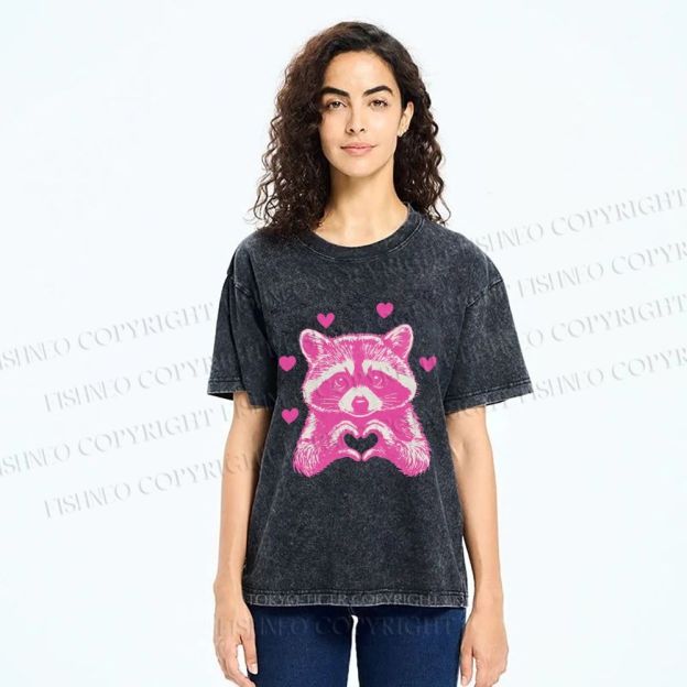 Unisex Heart-Making Raccoon Printed Washed Tee