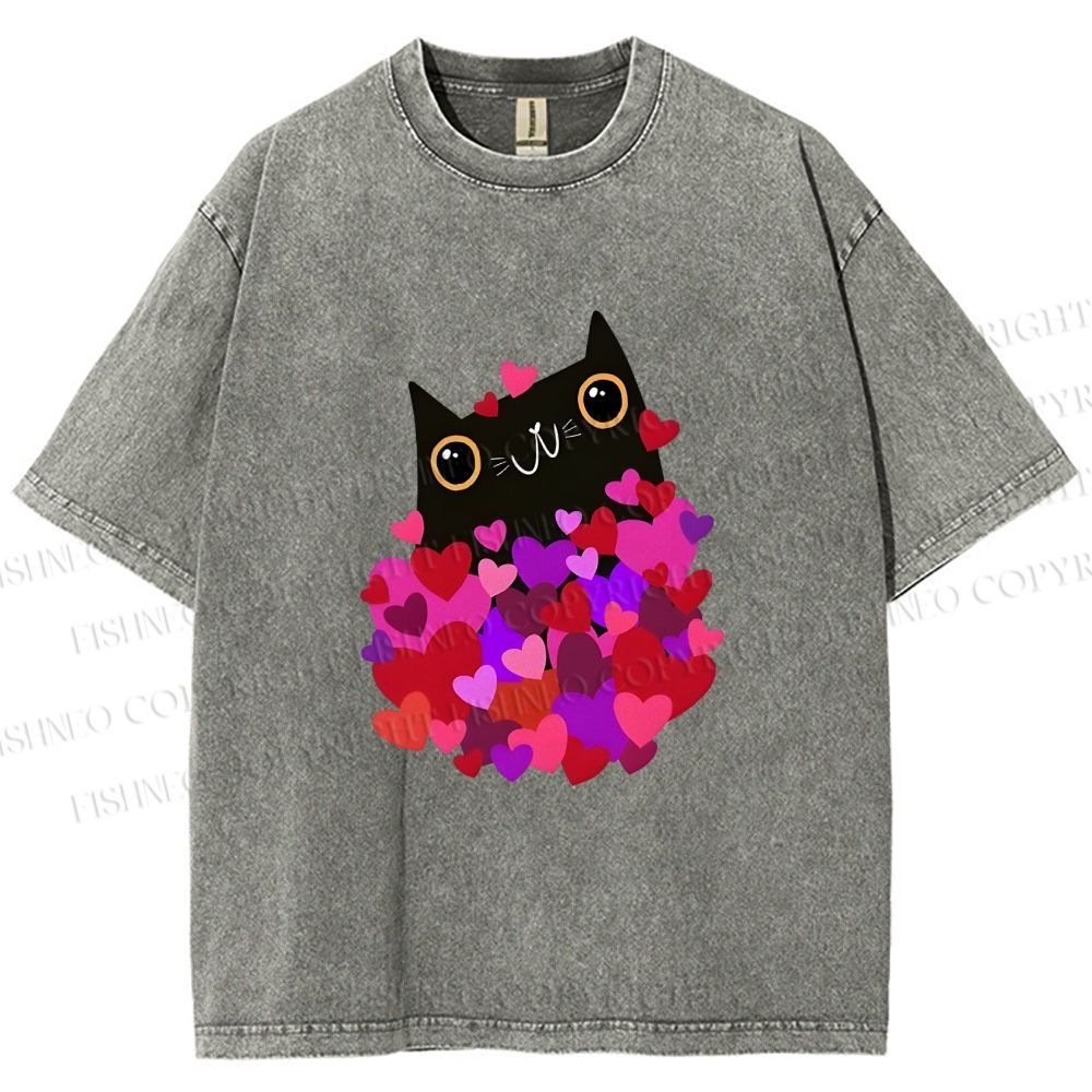 Unisex Black Cat With Hearts Printed Washed Tee