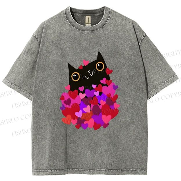 Unisex Black Cat With Hearts Printed Washed Tee