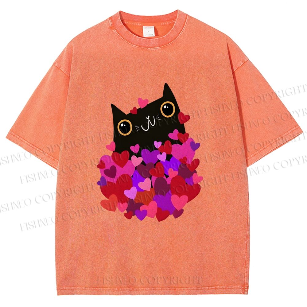 Unisex Black Cat With Hearts Printed Washed Tee