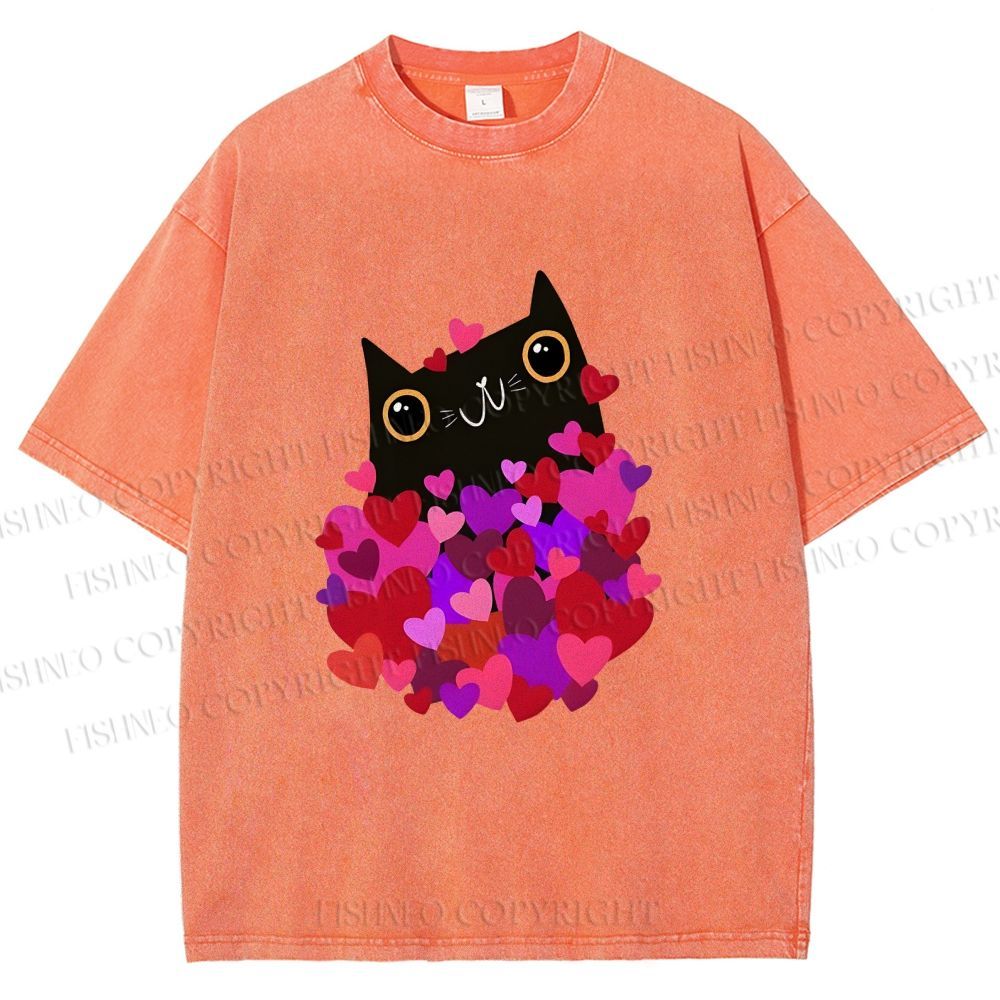 Unisex Black Cat With Hearts Printed Washed Tee