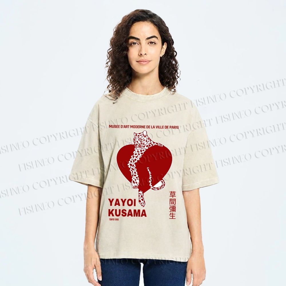 Unisex Yayoi Kusama Panther With Heart Printed Washed Tee