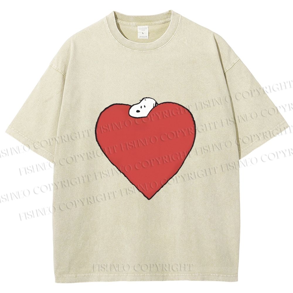 Unisex Snoopy in Big Heart Printed Washed Tee