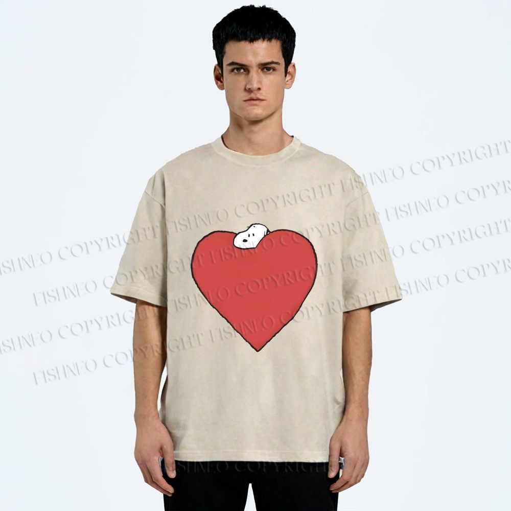 Unisex Snoopy in Big Heart Printed Washed Tee