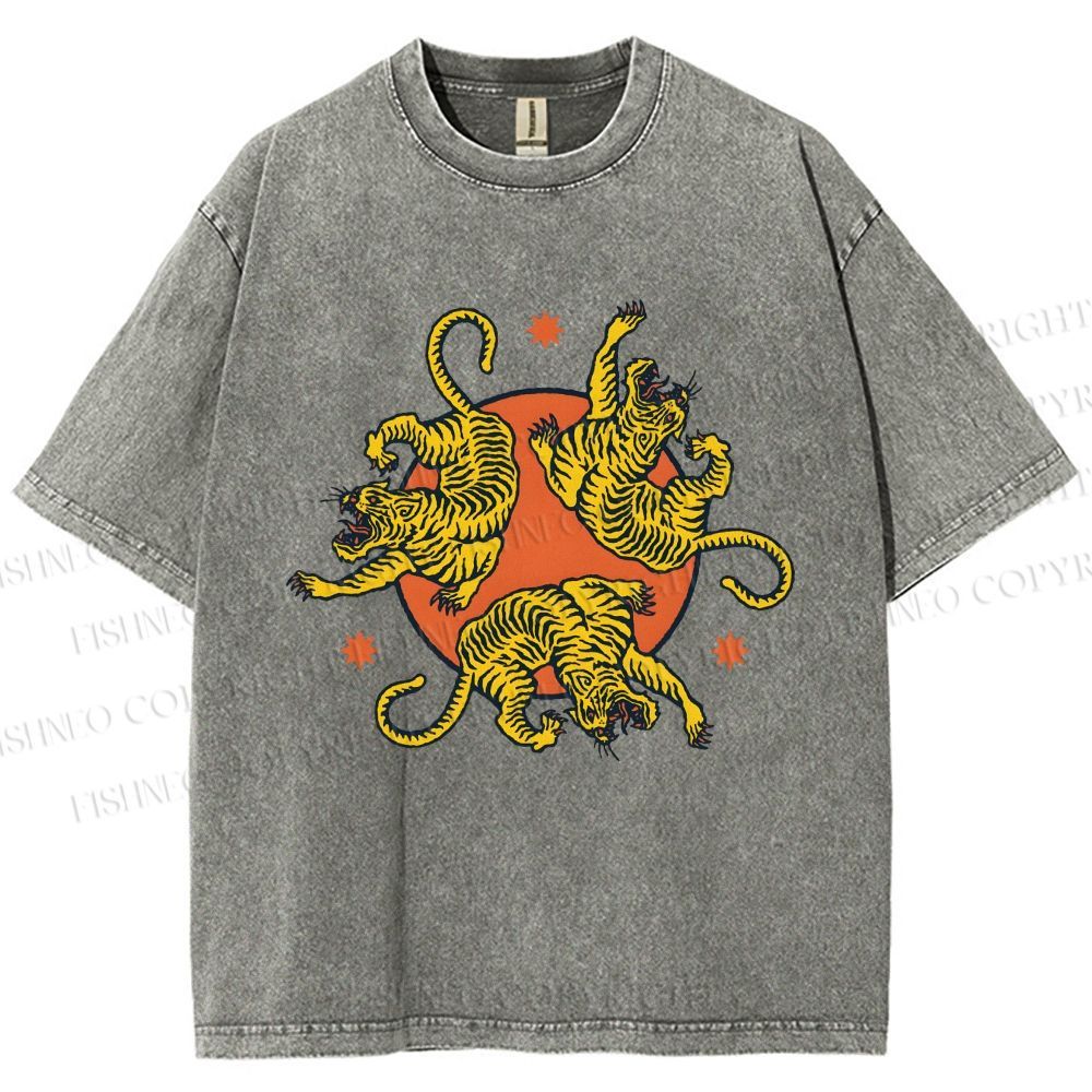 Unisex Yuko Shimizu Three Tigers Printed Washed Tee