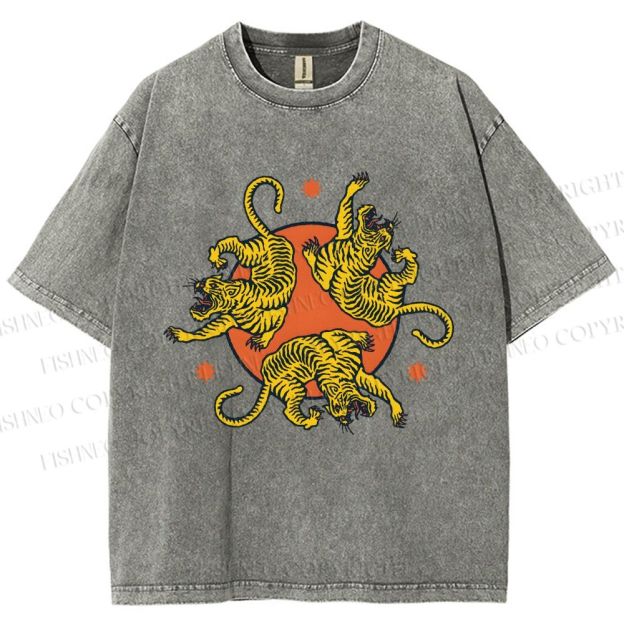Unisex Yuko Shimizu Three Tigers Printed Washed Tee
