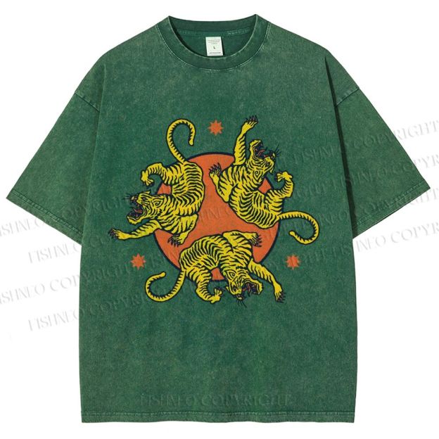 Unisex Yuko Shimizu Three Tigers Printed Washed Tee