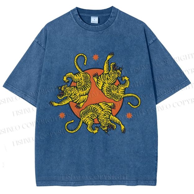 Unisex Yuko Shimizu Three Tigers Printed Washed Tee