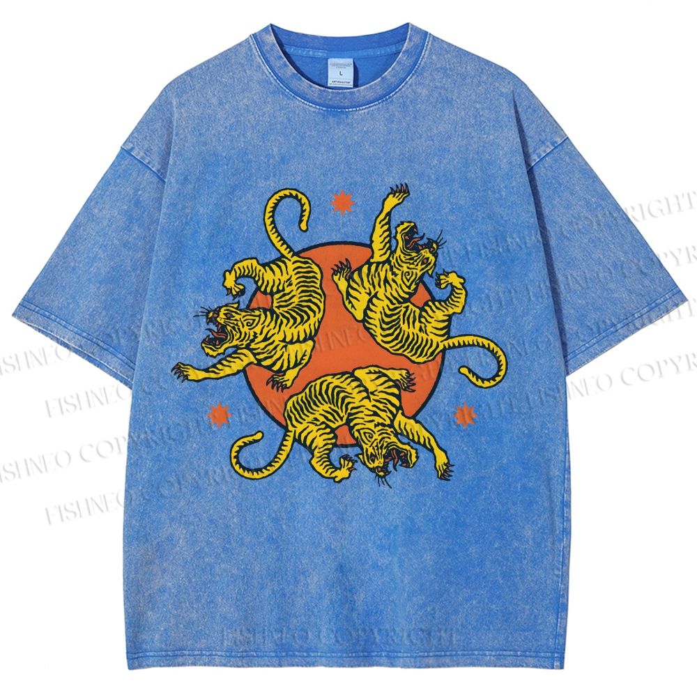 Unisex Yuko Shimizu Three Tigers Printed Washed Tee