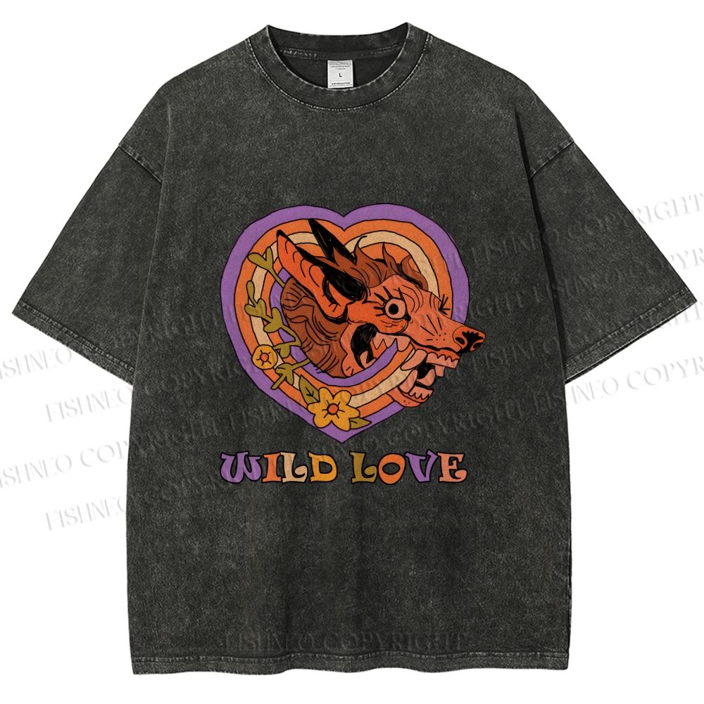 Unisex Wolf's Wild Love Printed Washed Tee