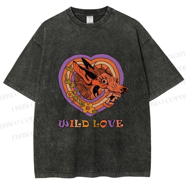 Unisex Wolf's Wild Love Printed Washed Tee