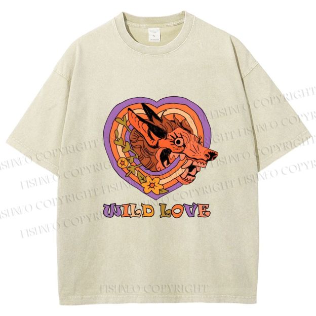 Unisex Wolf's Wild Love Printed Washed Tee