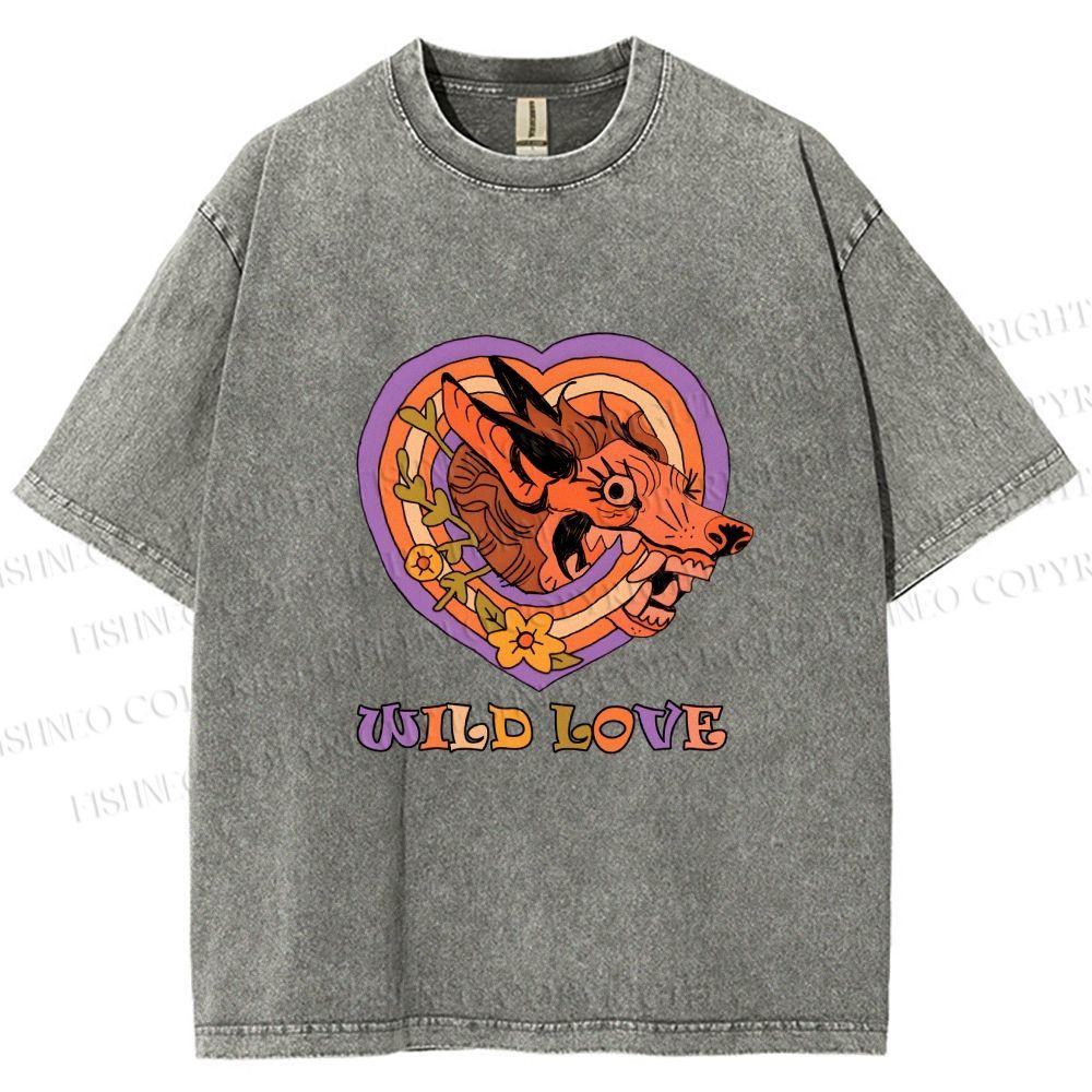 Unisex Wolf's Wild Love Printed Washed Tee