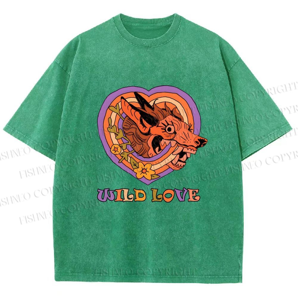 Unisex Wolf's Wild Love Printed Washed Tee