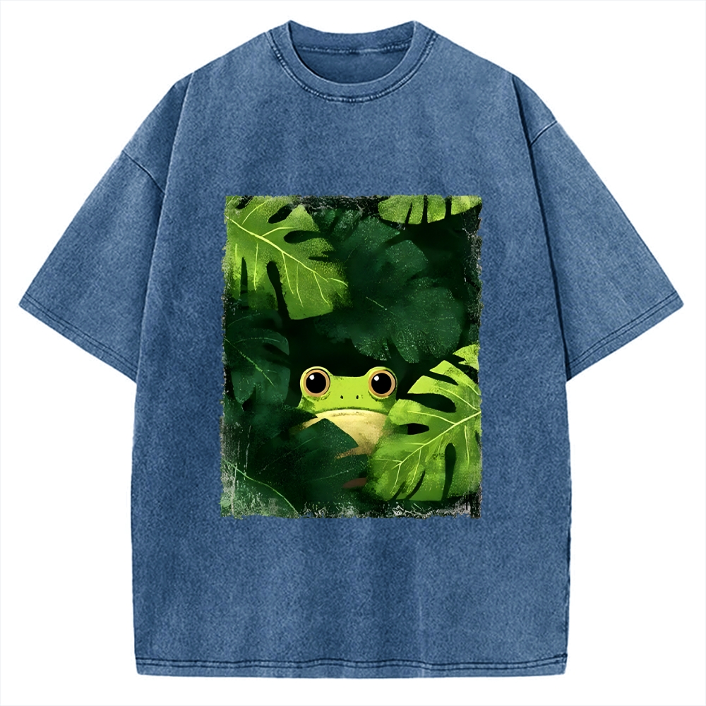Unisex Frog Hiding In Green Leaves Printed Washed Tee