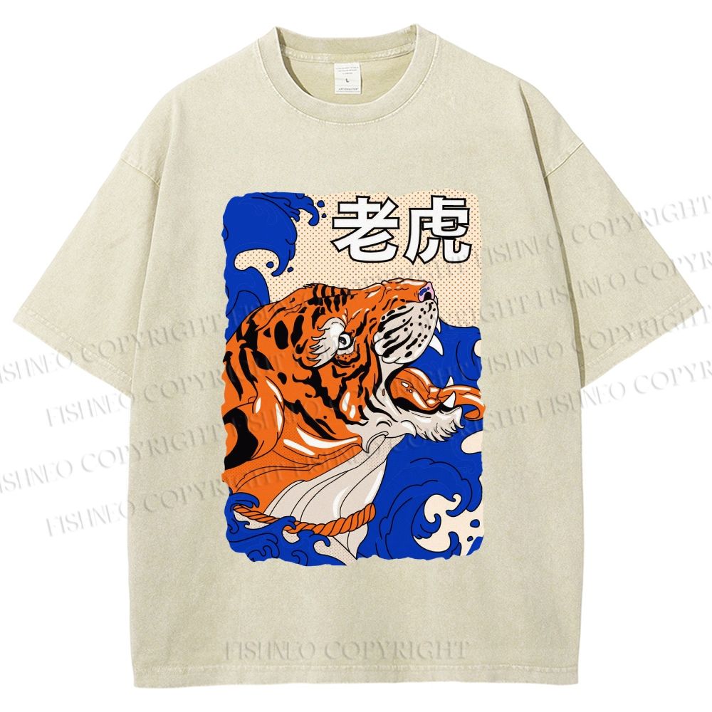 Unisex Vintage Tiger in Wave Printed Washed Tee