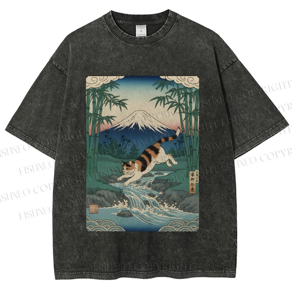 Unisex Vintage Japanese Mount Fuji Cat Printed Washed Tee