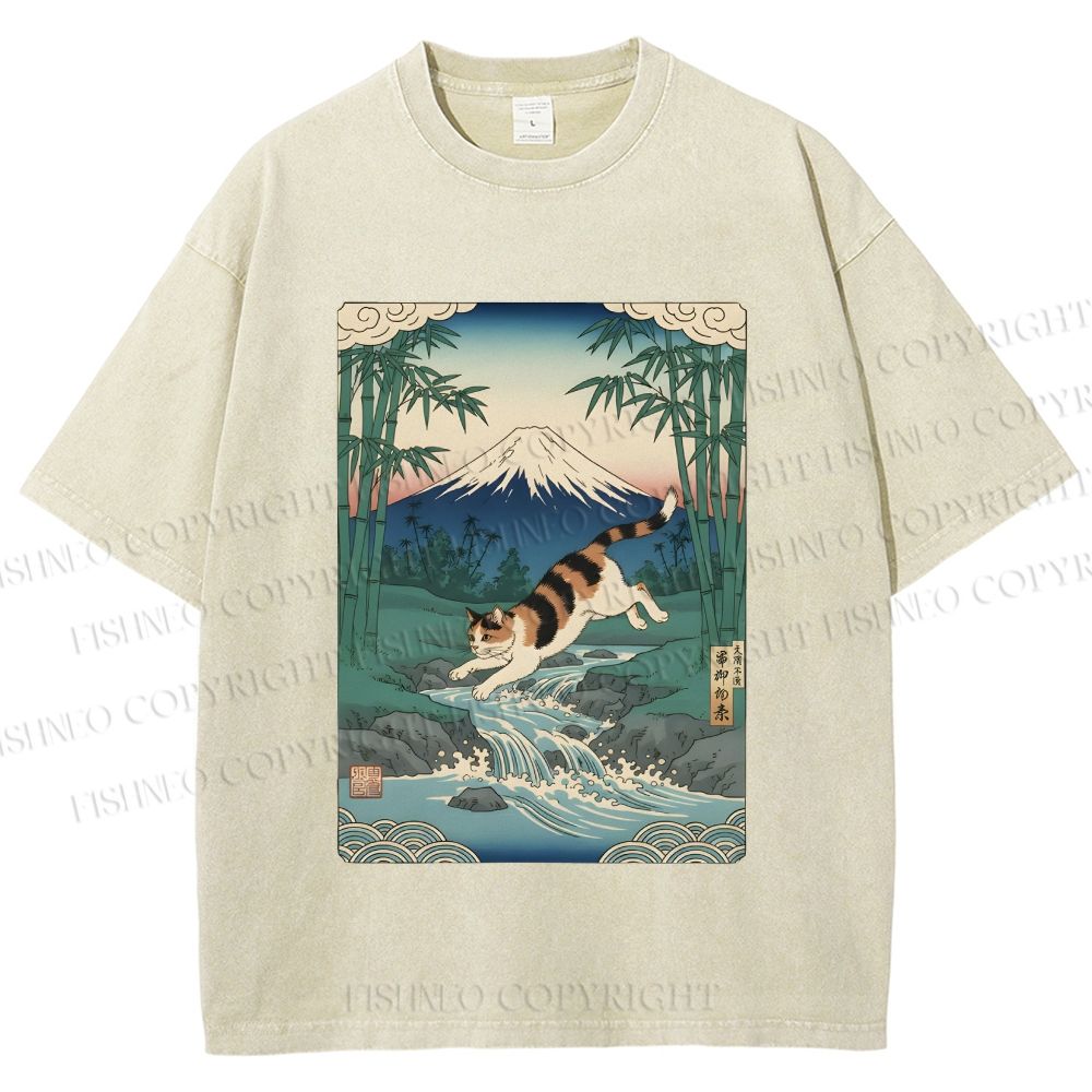 Unisex Vintage Japanese Mount Fuji Cat Printed Washed Tee